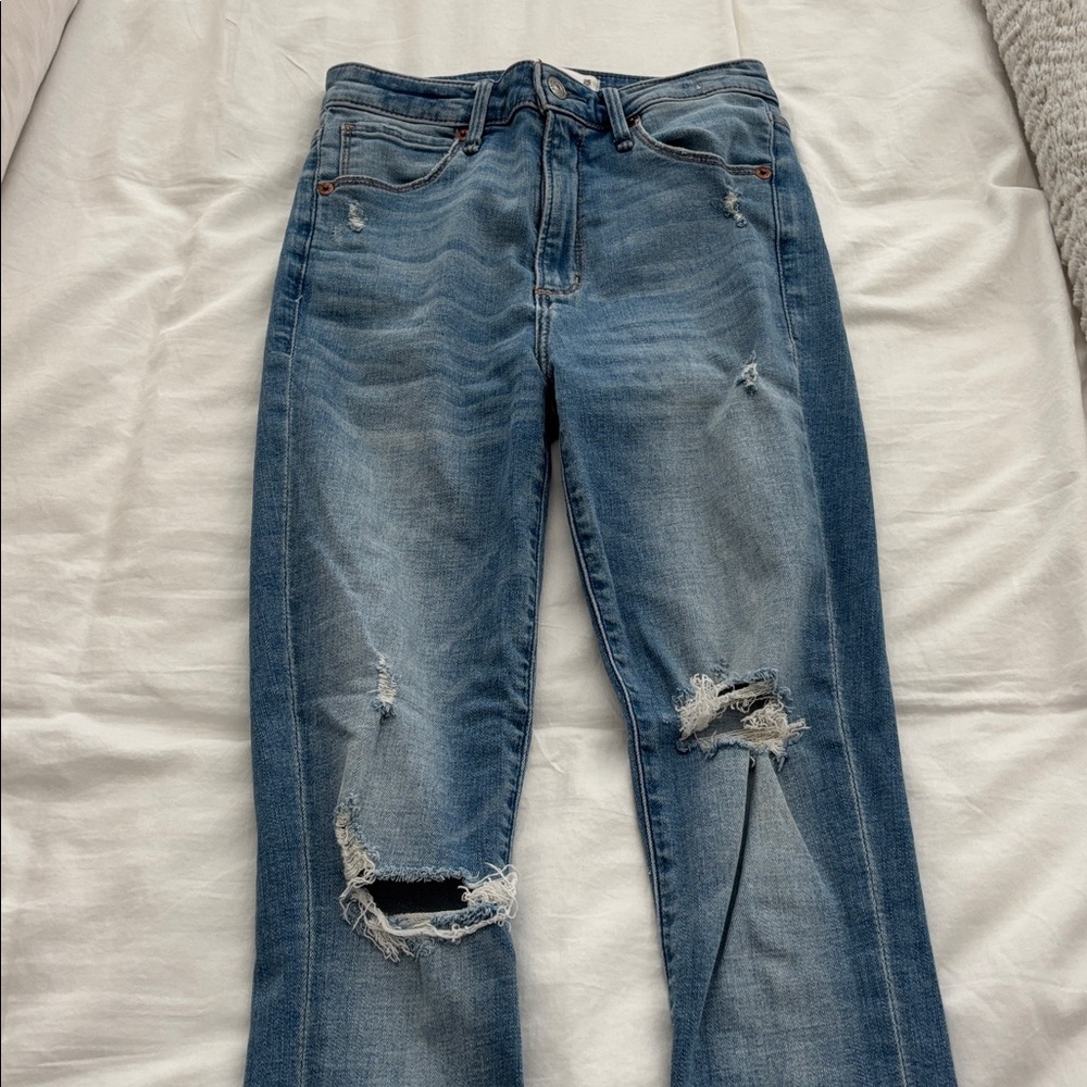Abercrombie & Fitch High Rise Super Skinny Ankle Jeans